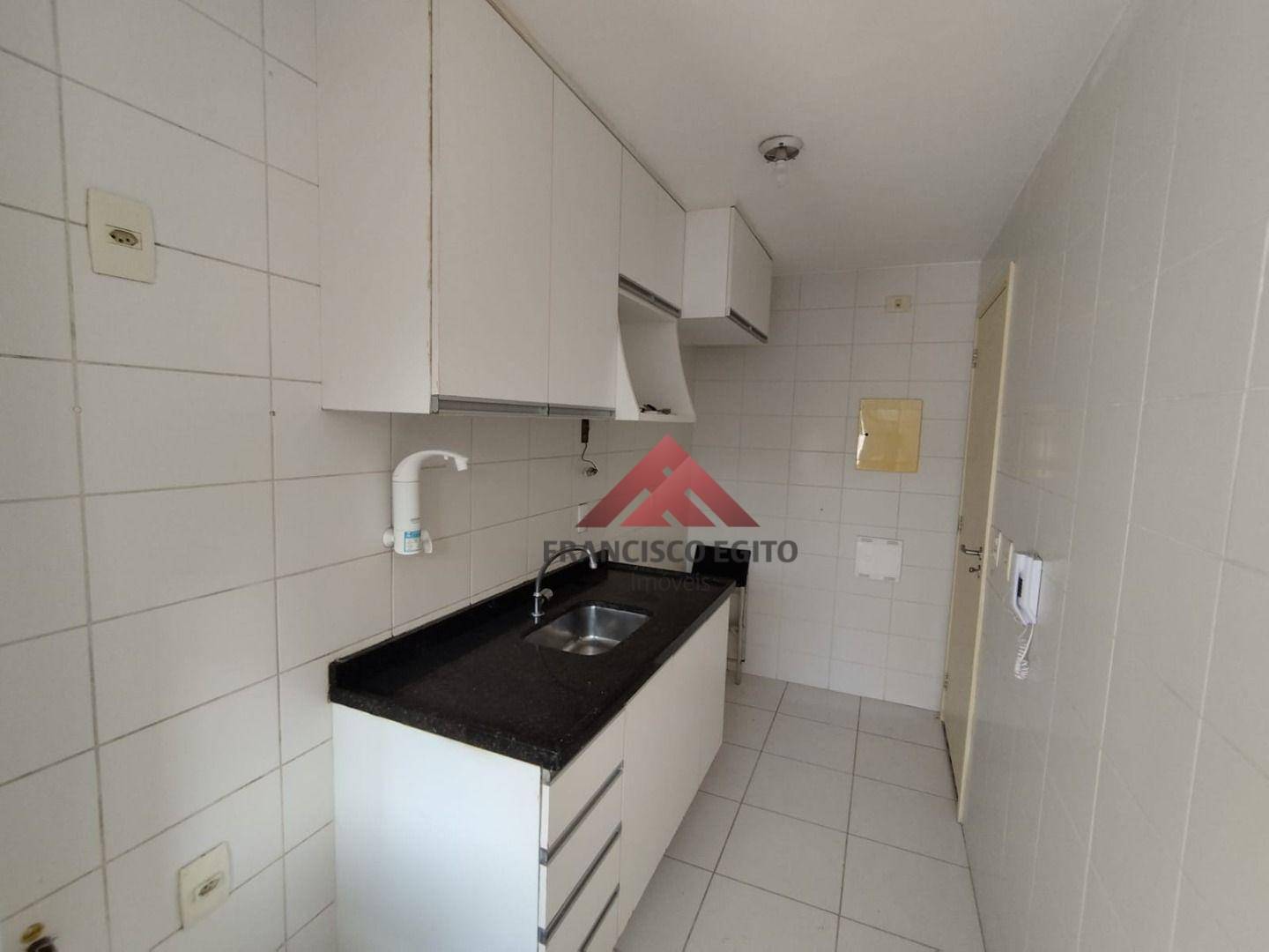 Apartamento à venda com 2 quartos, 68m² - Foto 14