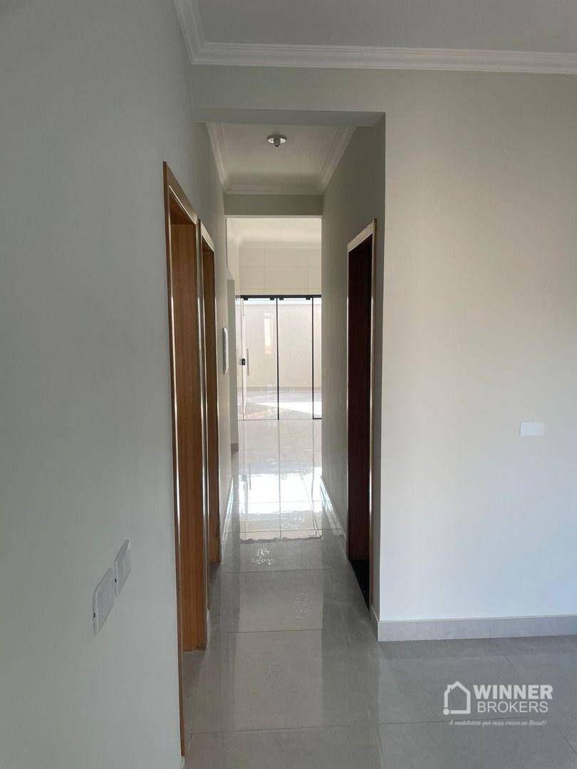 Casa à venda com 3 quartos, 81m² - Foto 12