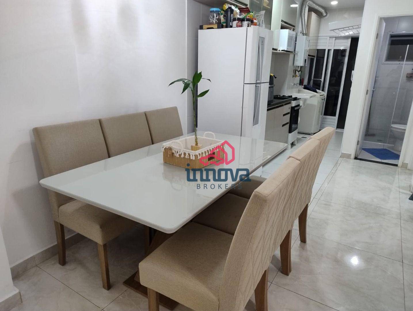 Apartamento à venda com 2 quartos, 63m² - Foto 3