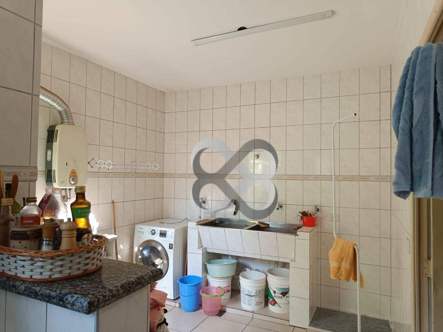 Casa à venda com 4 quartos, 217m² - Foto 21