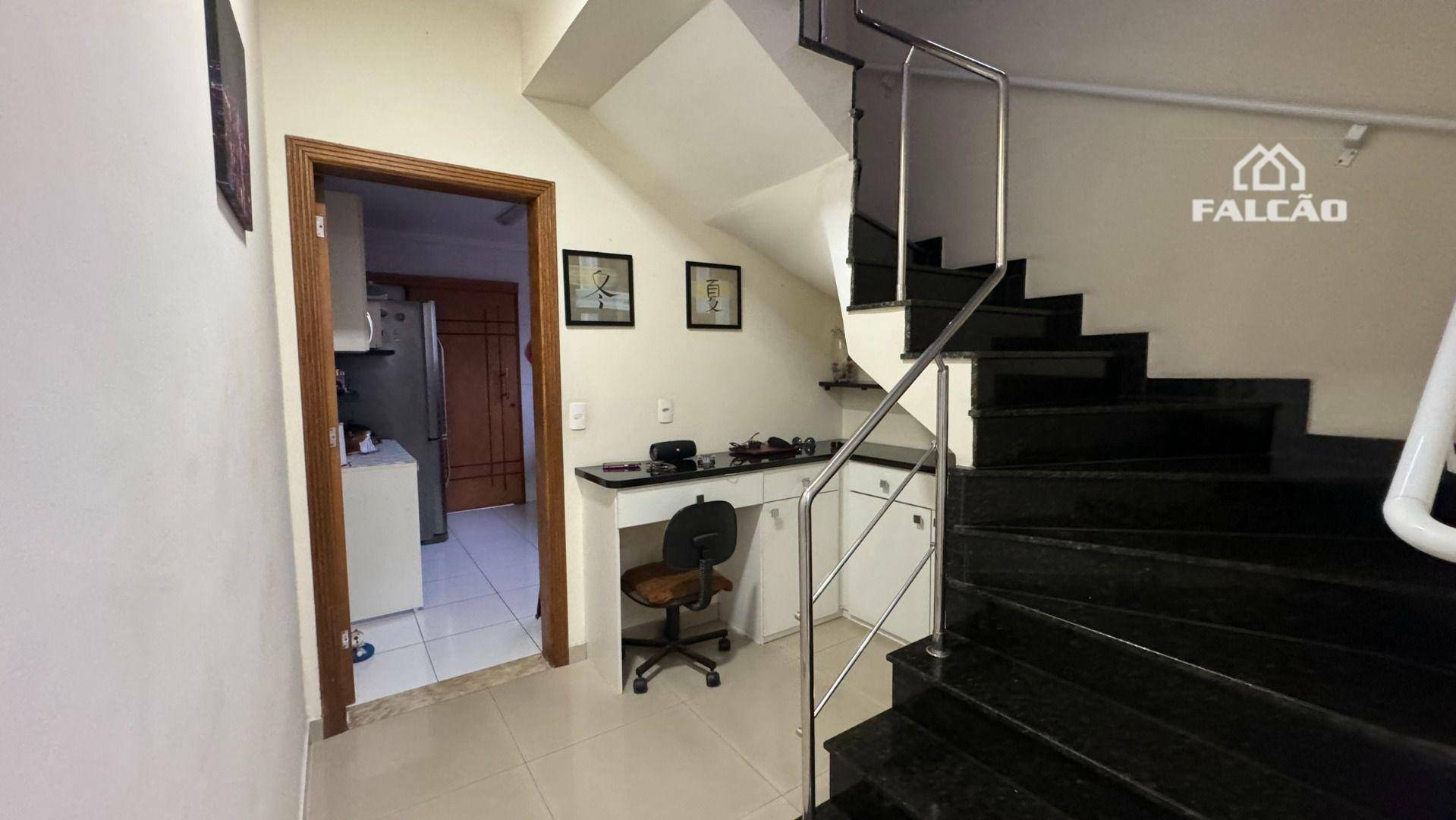 Casa à venda com 3 quartos, 120m² - Foto 4