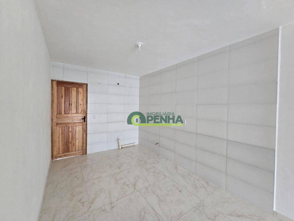 Casa para alugar com 2 quartos, 48m² - Foto 4