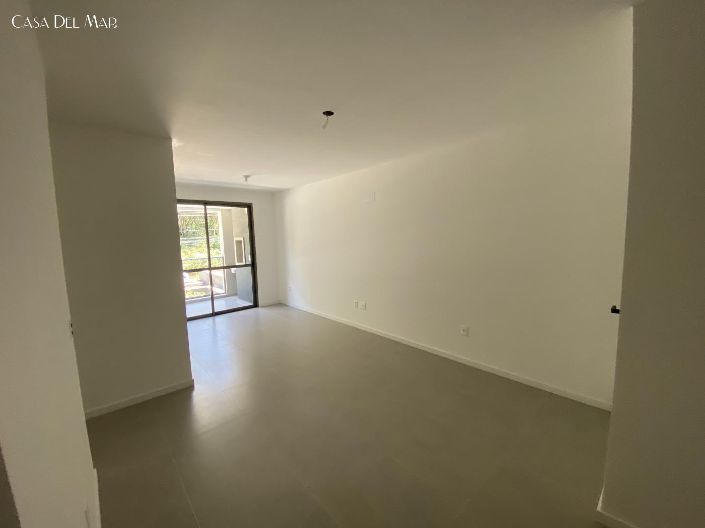 Apartamento à venda com 2 quartos, 70m² - Foto 9