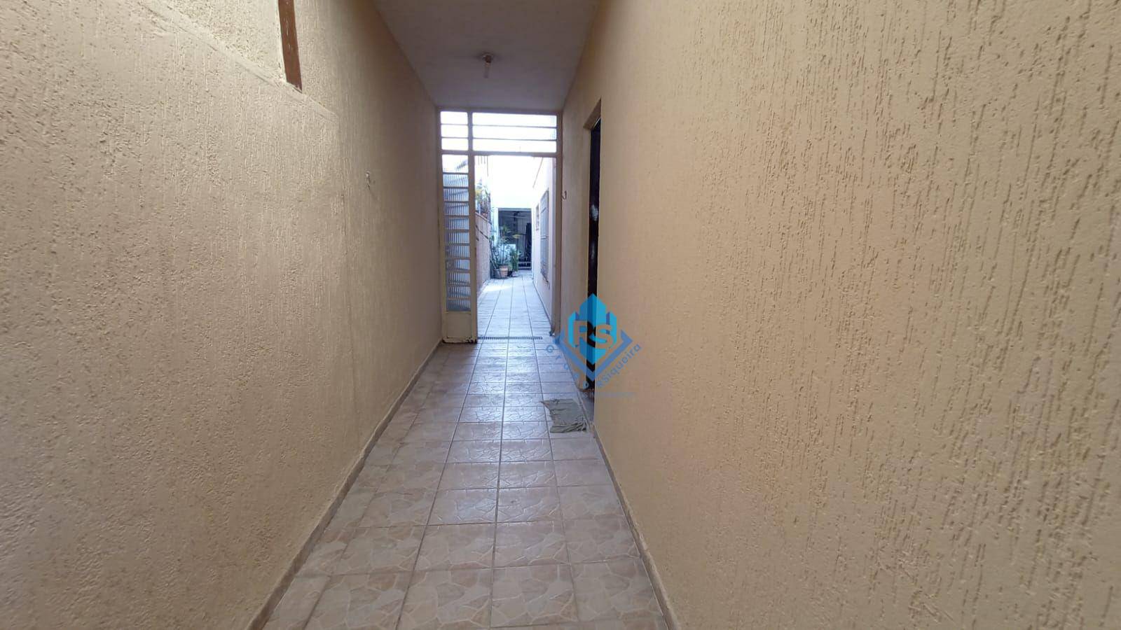 Sobrado à venda com 4 quartos, 133m² - Foto 2