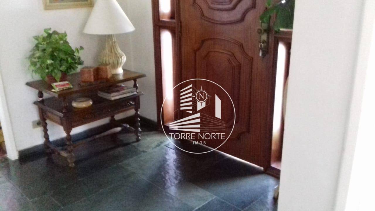 Sobrado à venda com 4 quartos, 272m² - Foto 32