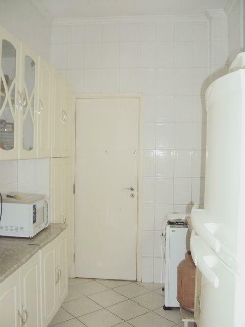 Apartamento à venda com 2 quartos, 100m² - Foto 17