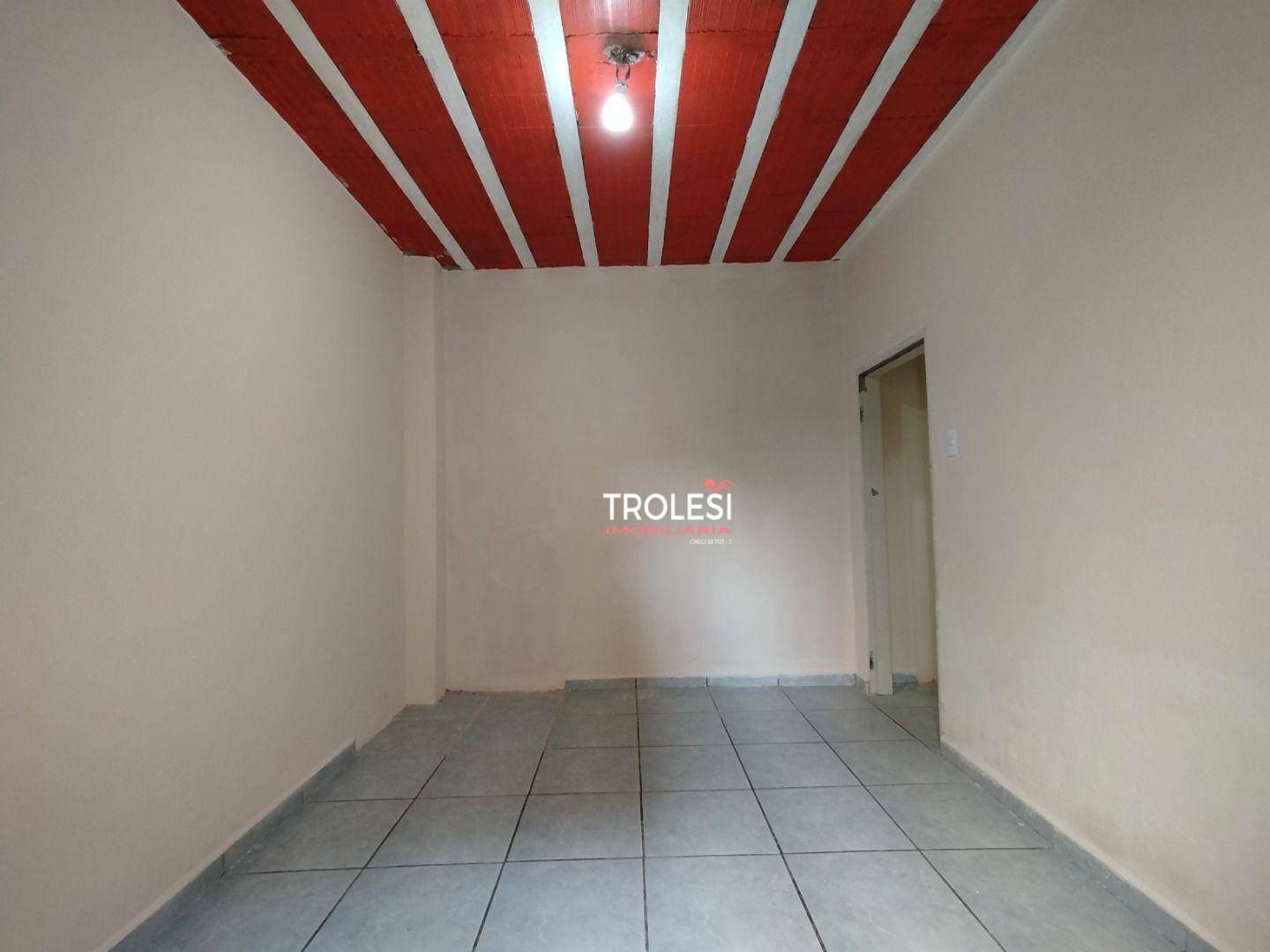 Casa para alugar com 1 quarto, 30m² - Foto 11