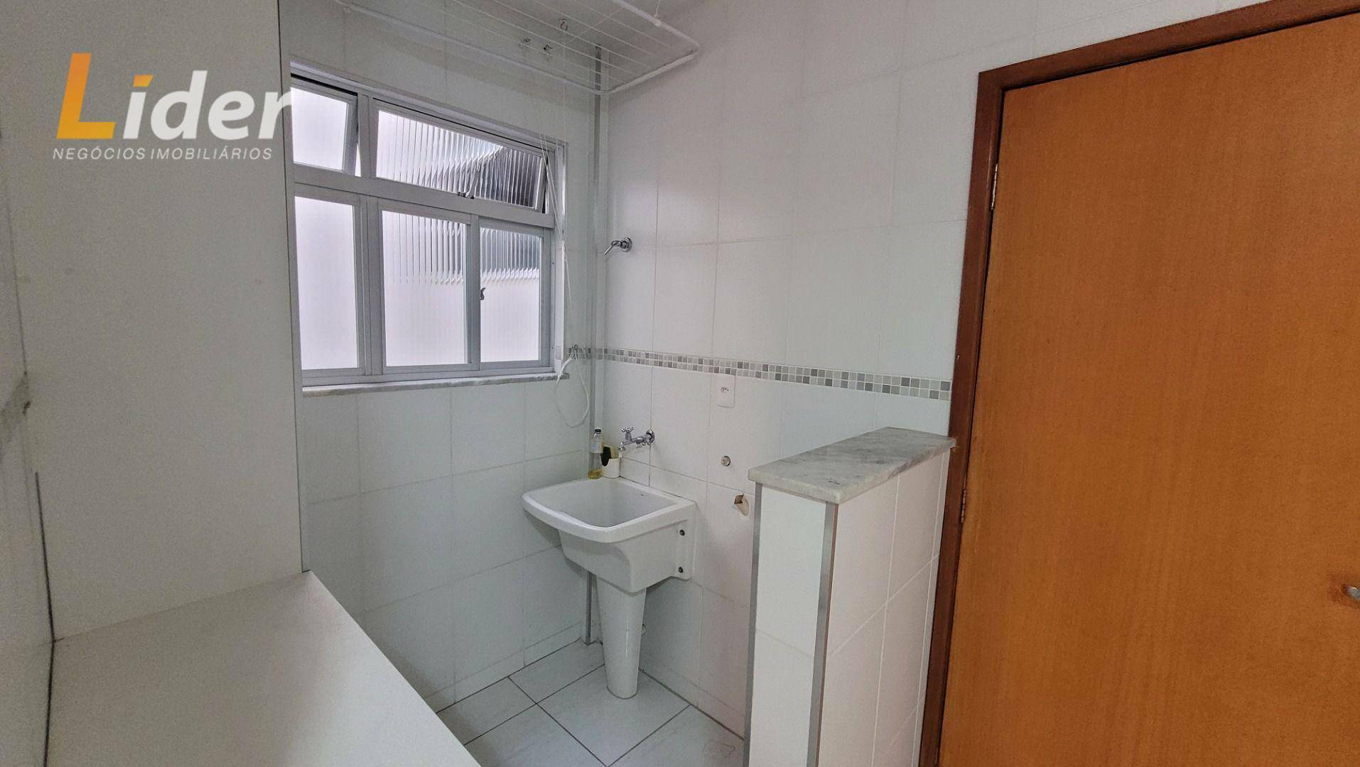 Apartamento à venda com 3 quartos, 118m² - Foto 17