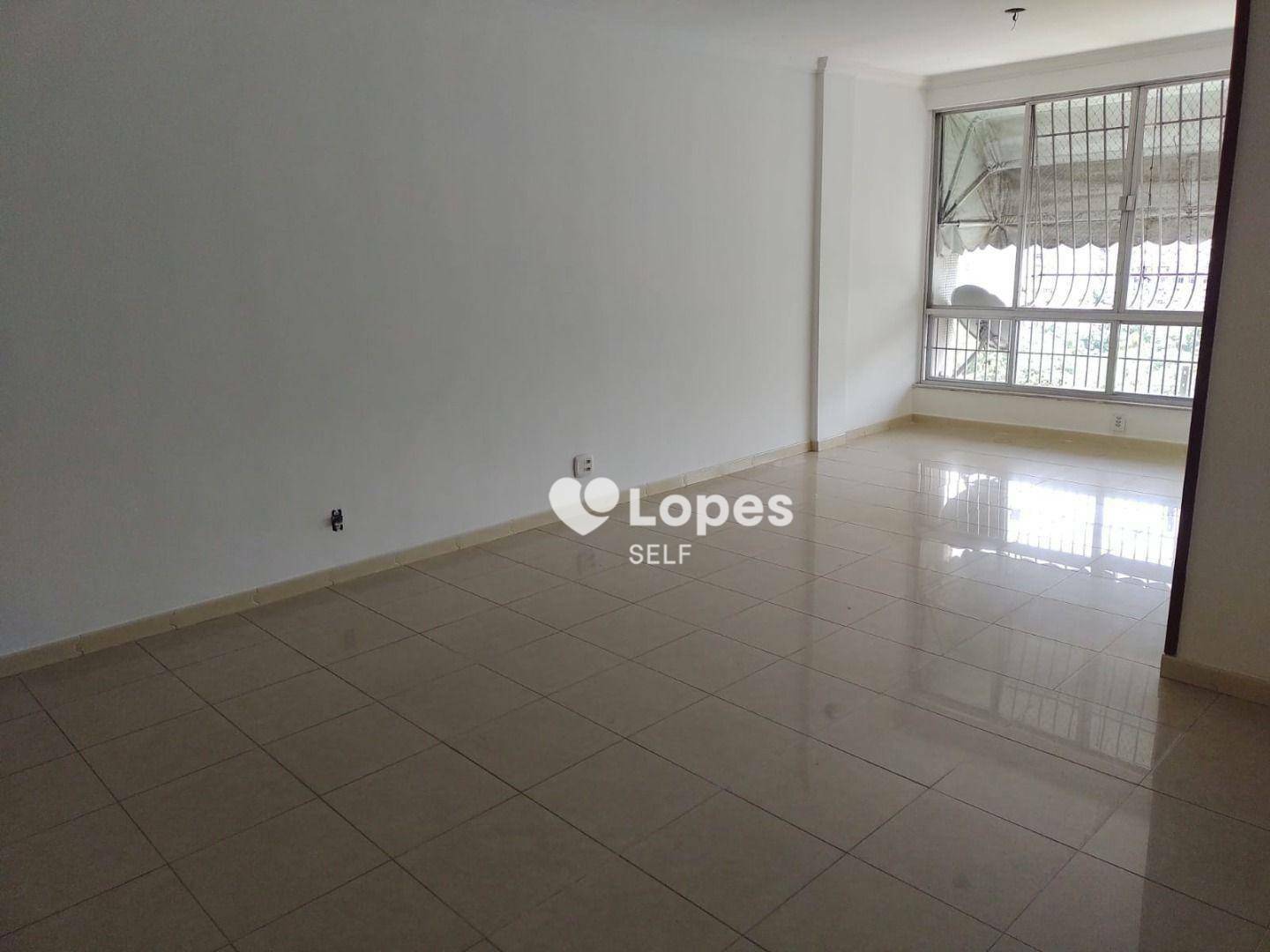 Apartamento à venda com 3 quartos, 110m² - Foto 2