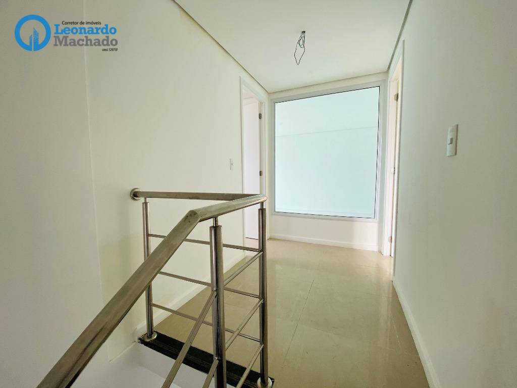 Apartamento à venda com 3 quartos, 100m² - Foto 2