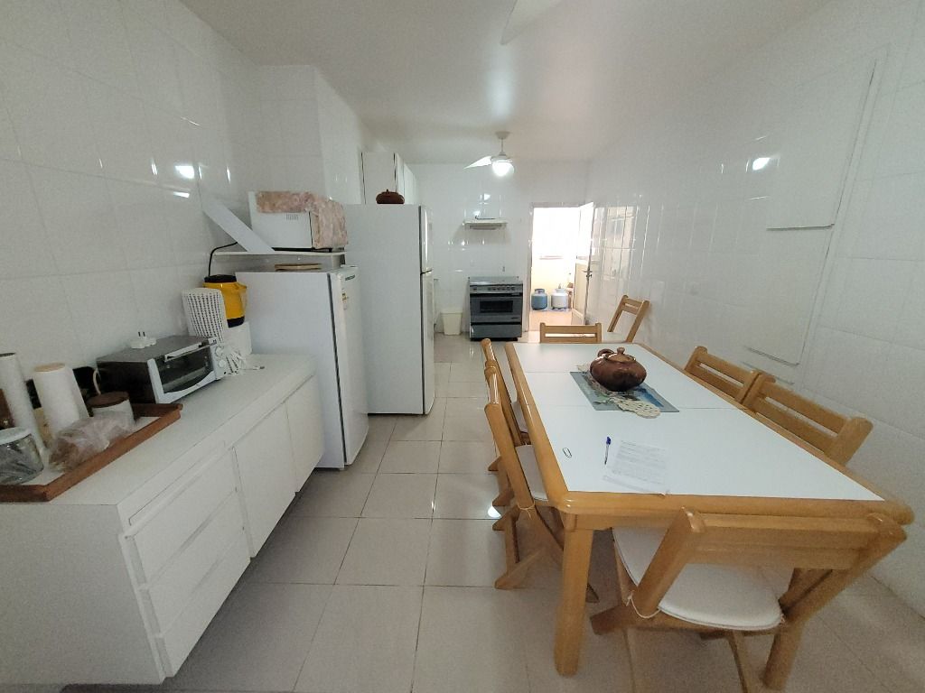 Apartamento à venda com 3 quartos, 140m² - Foto 15