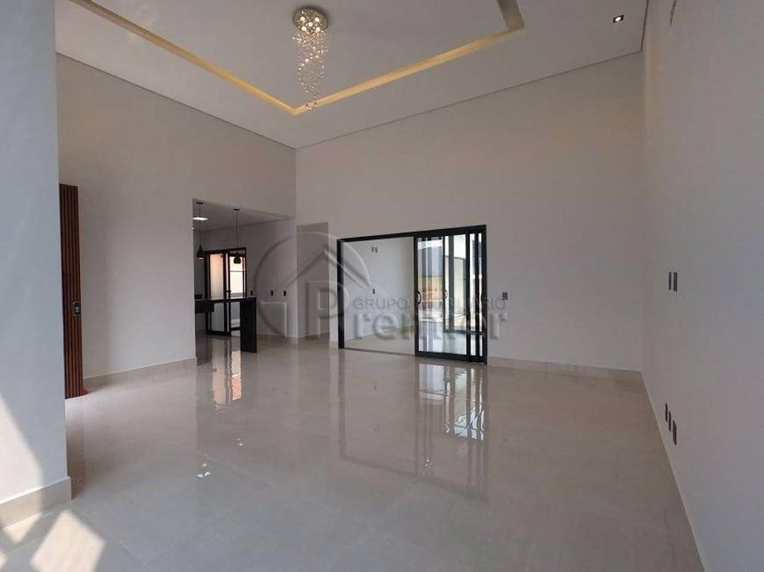 Casa à venda com 3 quartos, 210m² - Foto 8