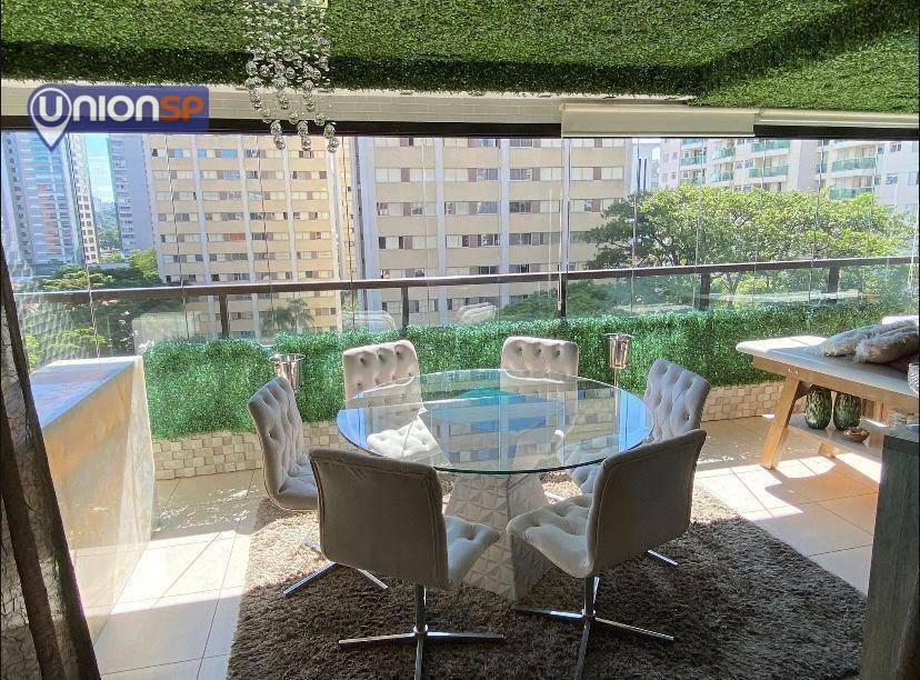 Apartamento à venda com 4 quartos, 170m² - Foto 1