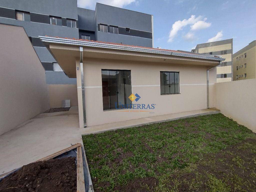 Casa à venda com 3 quartos, 54m² - Foto 2