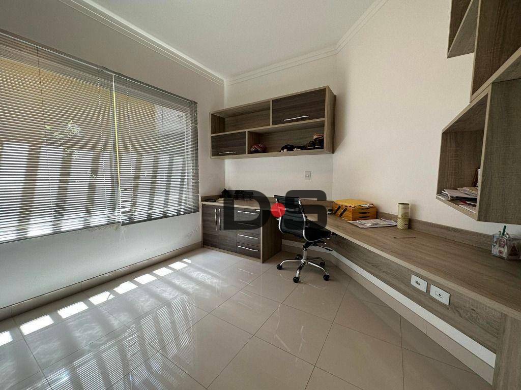 Casa à venda com 3 quartos, 190m² - Foto 9