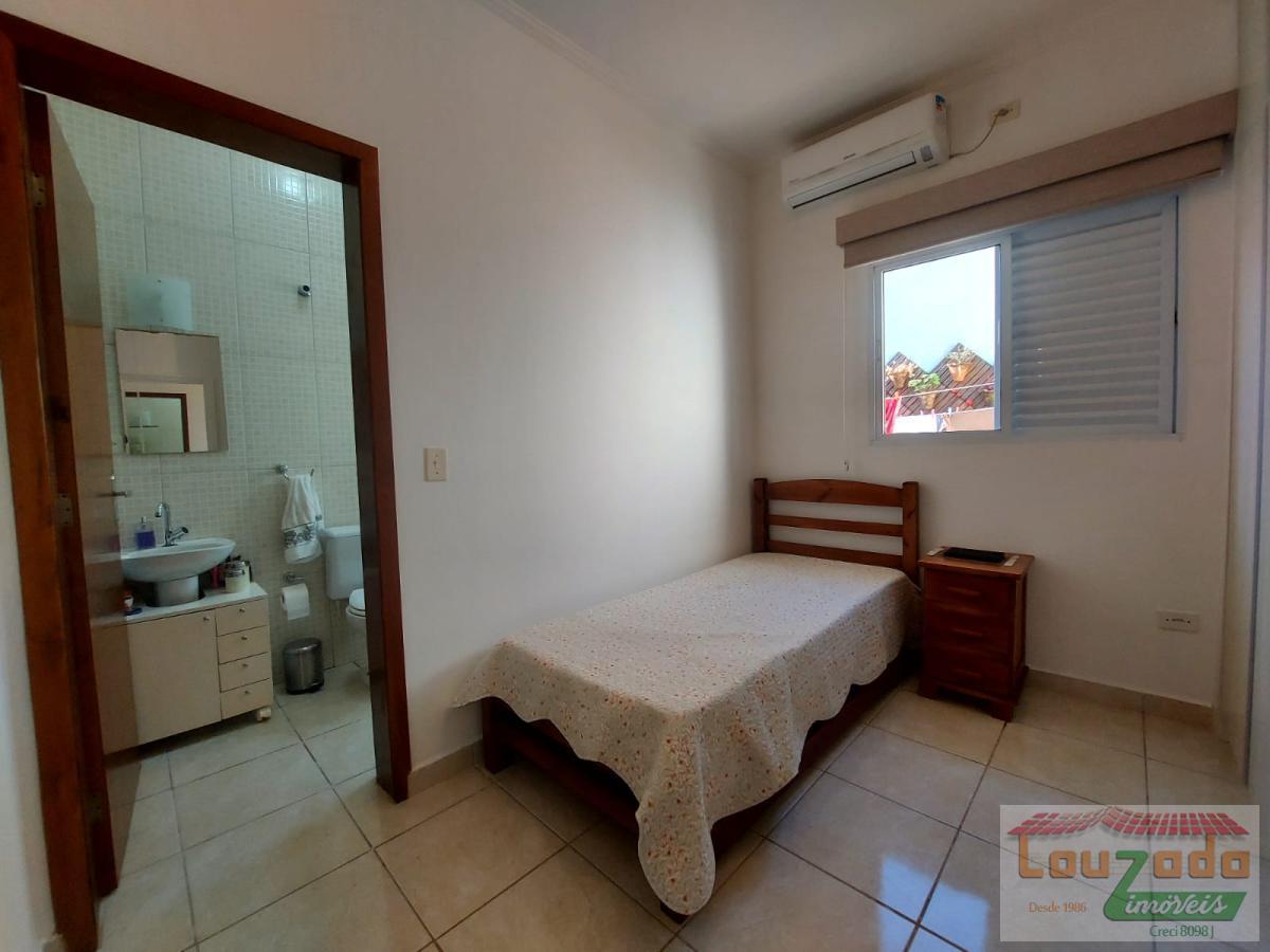 Casa à venda com 2 quartos, 150m² - Foto 13