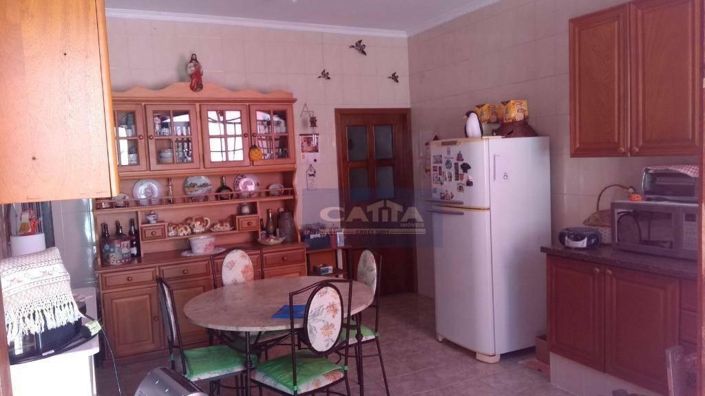 Sobrado à venda com 4 quartos, 300m² - Foto 23