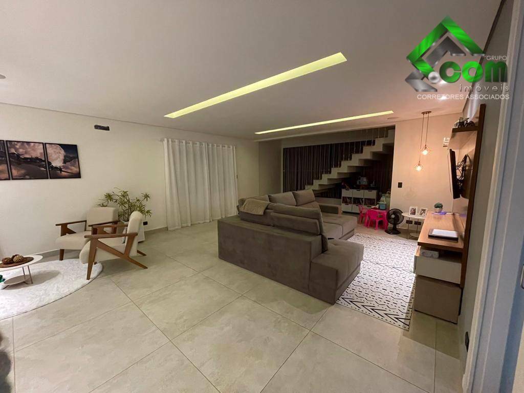 Casa à venda com 4 quartos, 325m² - Foto 31