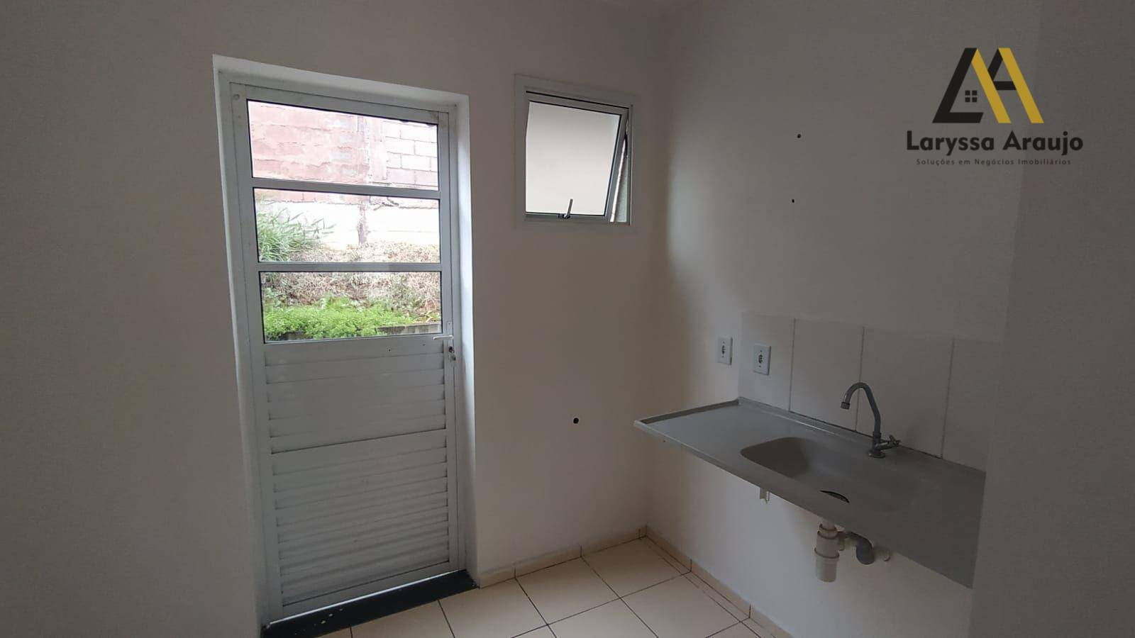 Sobrado à venda com 2 quartos, 50m² - Foto 15