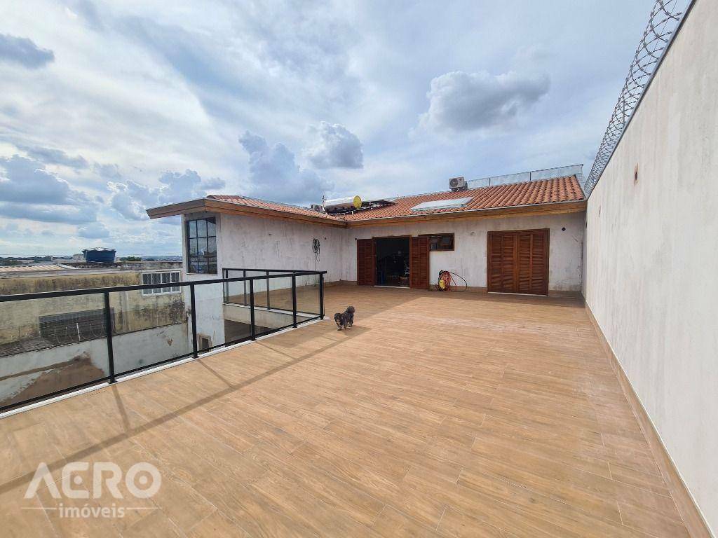 Casa à venda com 2 quartos, 280m² - Foto 11