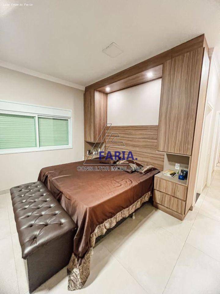 Casa à venda com 3 quartos, 190m² - Foto 11