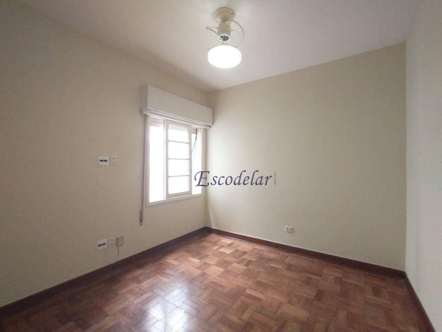 Casa à venda com 3 quartos, 200m² - Foto 10