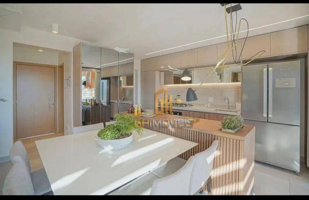 Sobrado à venda com 4 quartos, 181m² - Foto 2