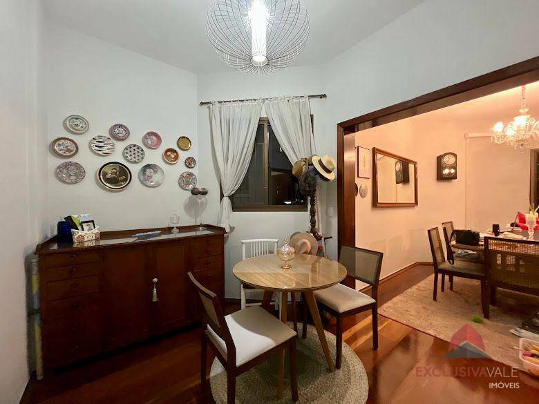 Apartamento à venda com 5 quartos, 200m² - Foto 13