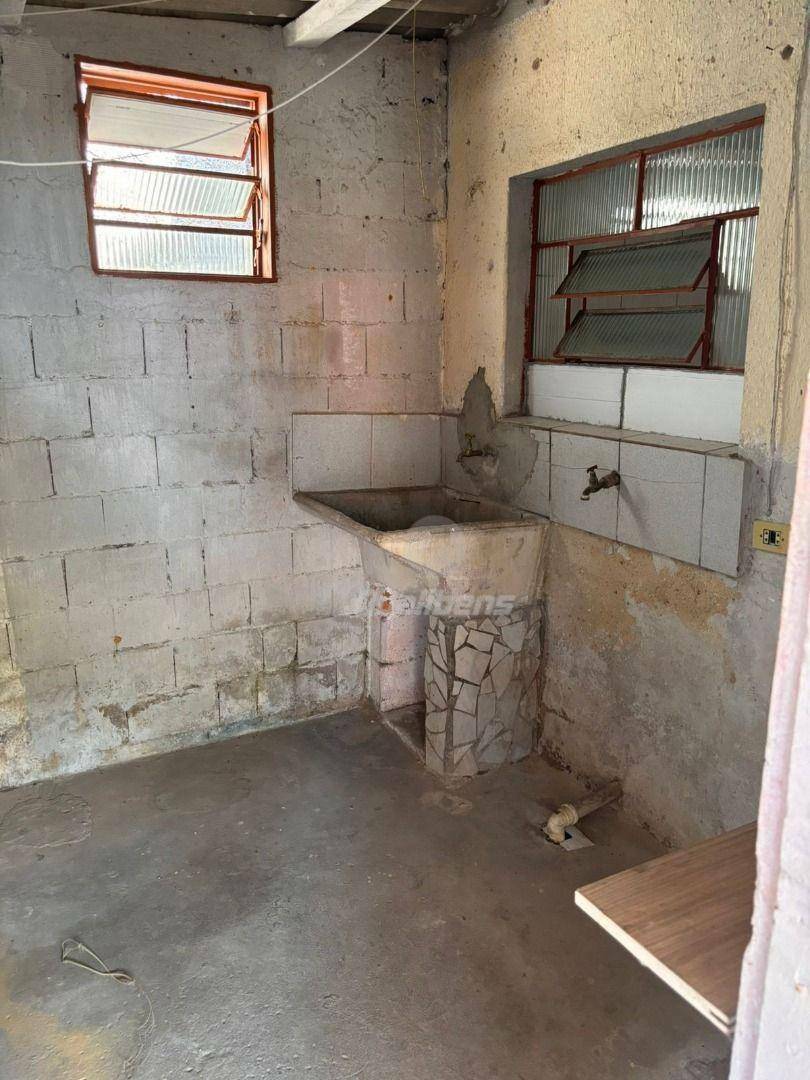 Sobrado à venda com 3 quartos, 240m² - Foto 23