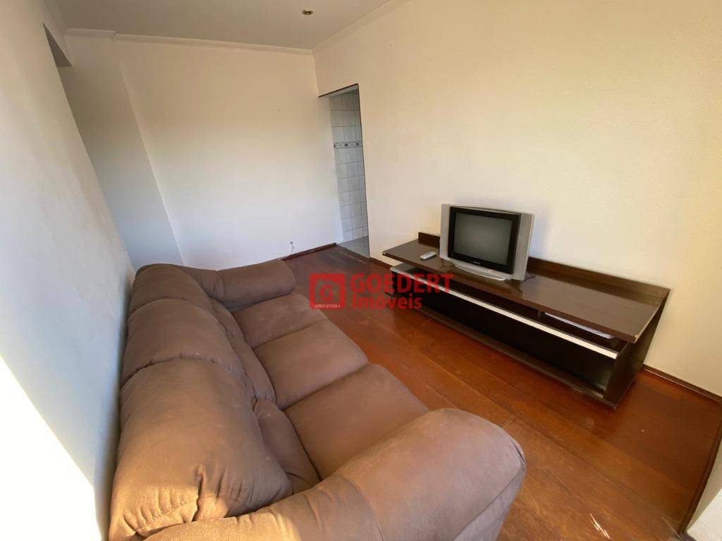 Apartamento para alugar com 1 quarto, 42m² - Foto 4