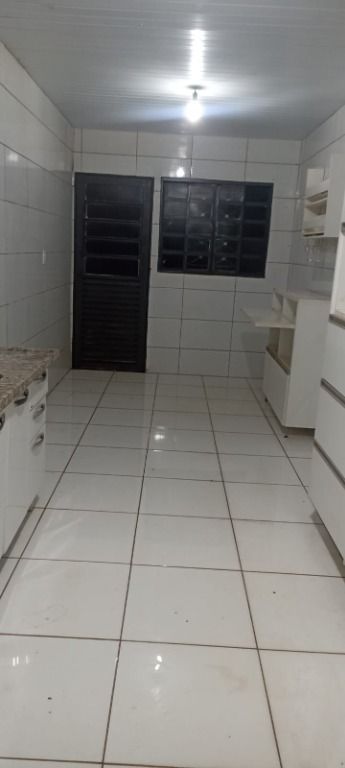 Casa à venda e aluguel com 3 quartos, 80m² - Foto 10