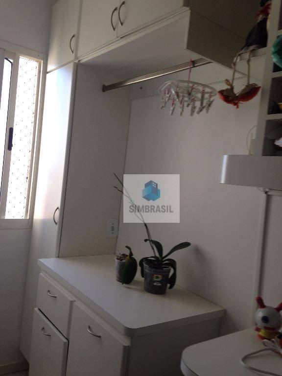 Apartamento à venda com 2 quartos, 64m² - Foto 18