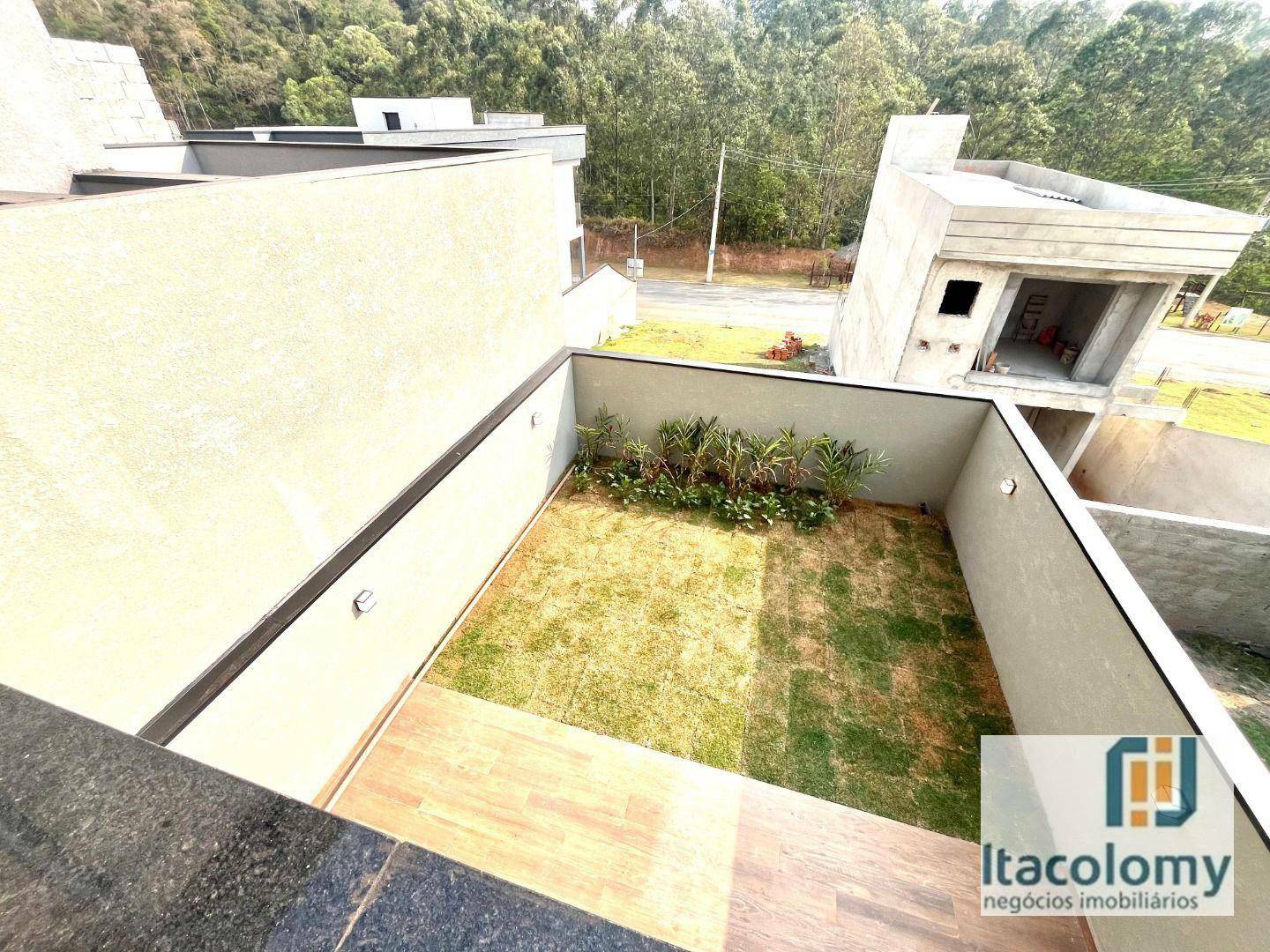 Casa de Condomínio à venda com 3 quartos, 165m² - Foto 4