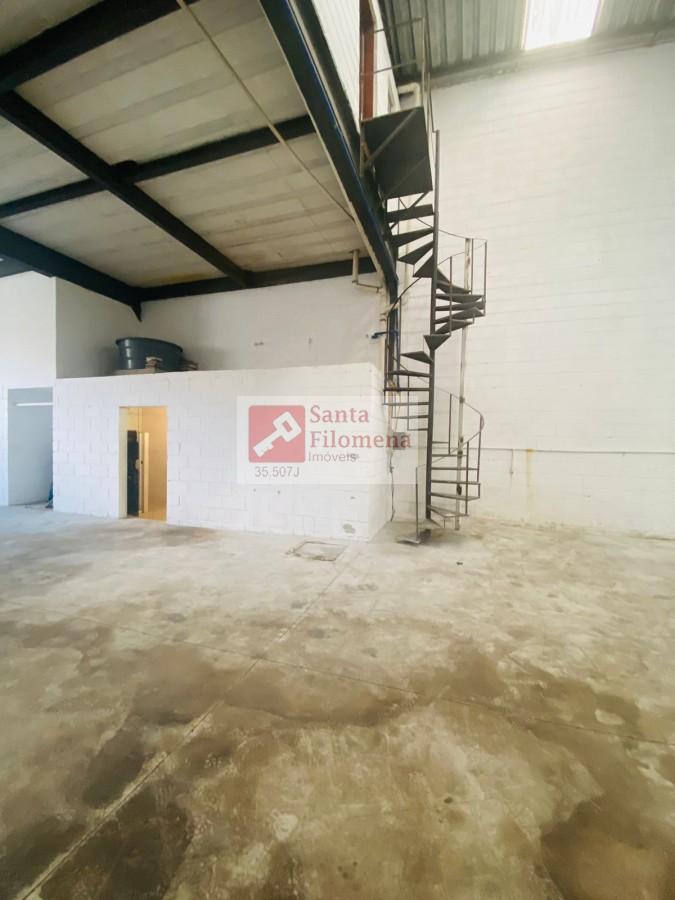 Depósito-Galpão-Armazém para alugar, 715m² - Foto 23