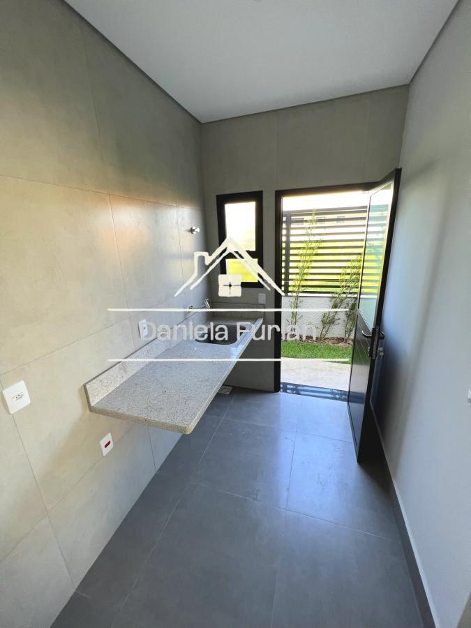 Casa de Condomínio à venda com 3 quartos, 239m² - Foto 36