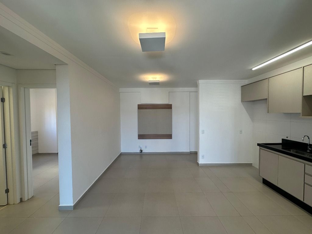 Apartamento para alugar com 2 quartos, 60m² - Foto 1