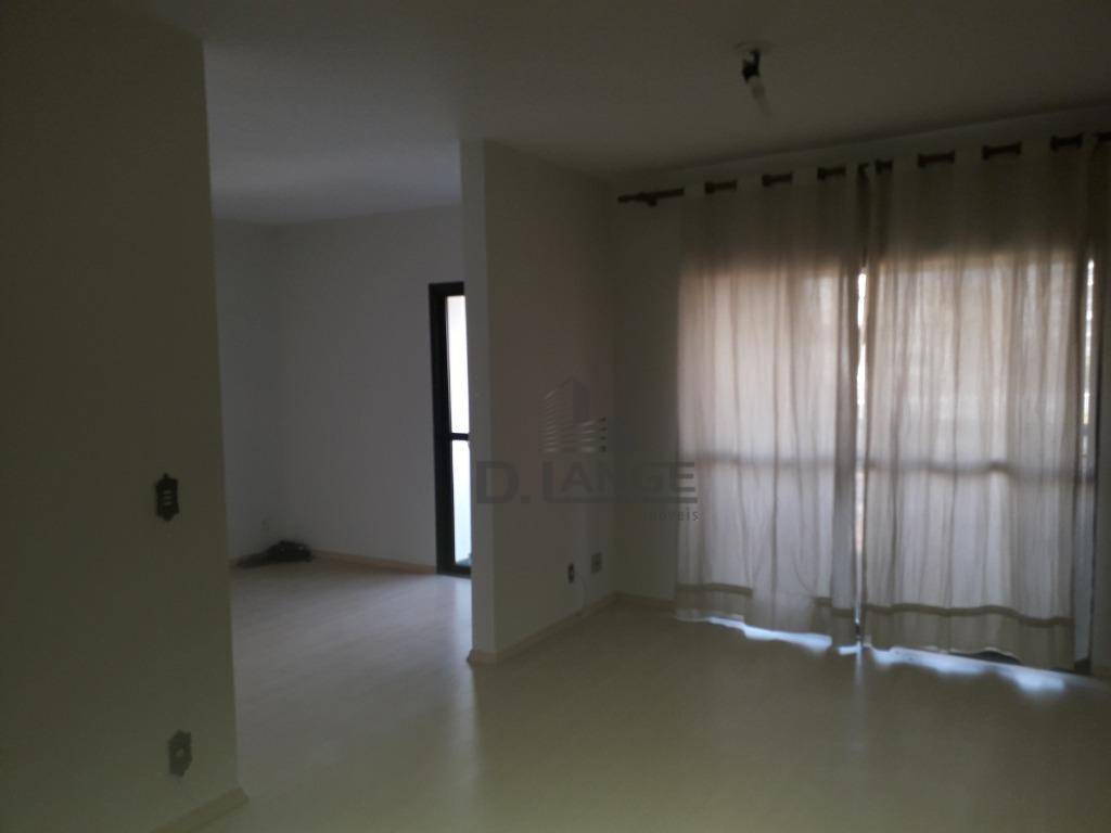 Apartamento à venda com 3 quartos, 115m² - Foto 1