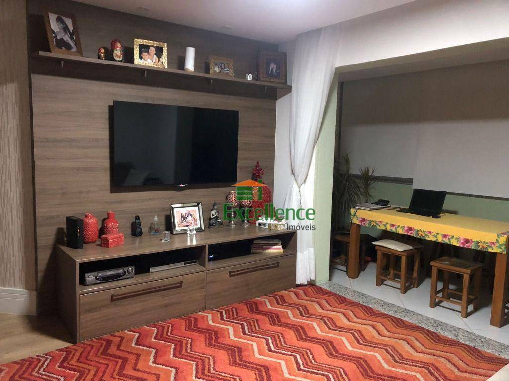 Apartamento à venda com 3 quartos, 121m² - Foto 2