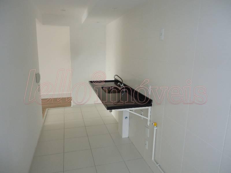 Apartamento para alugar com 2 quartos, 93m² - Foto 8