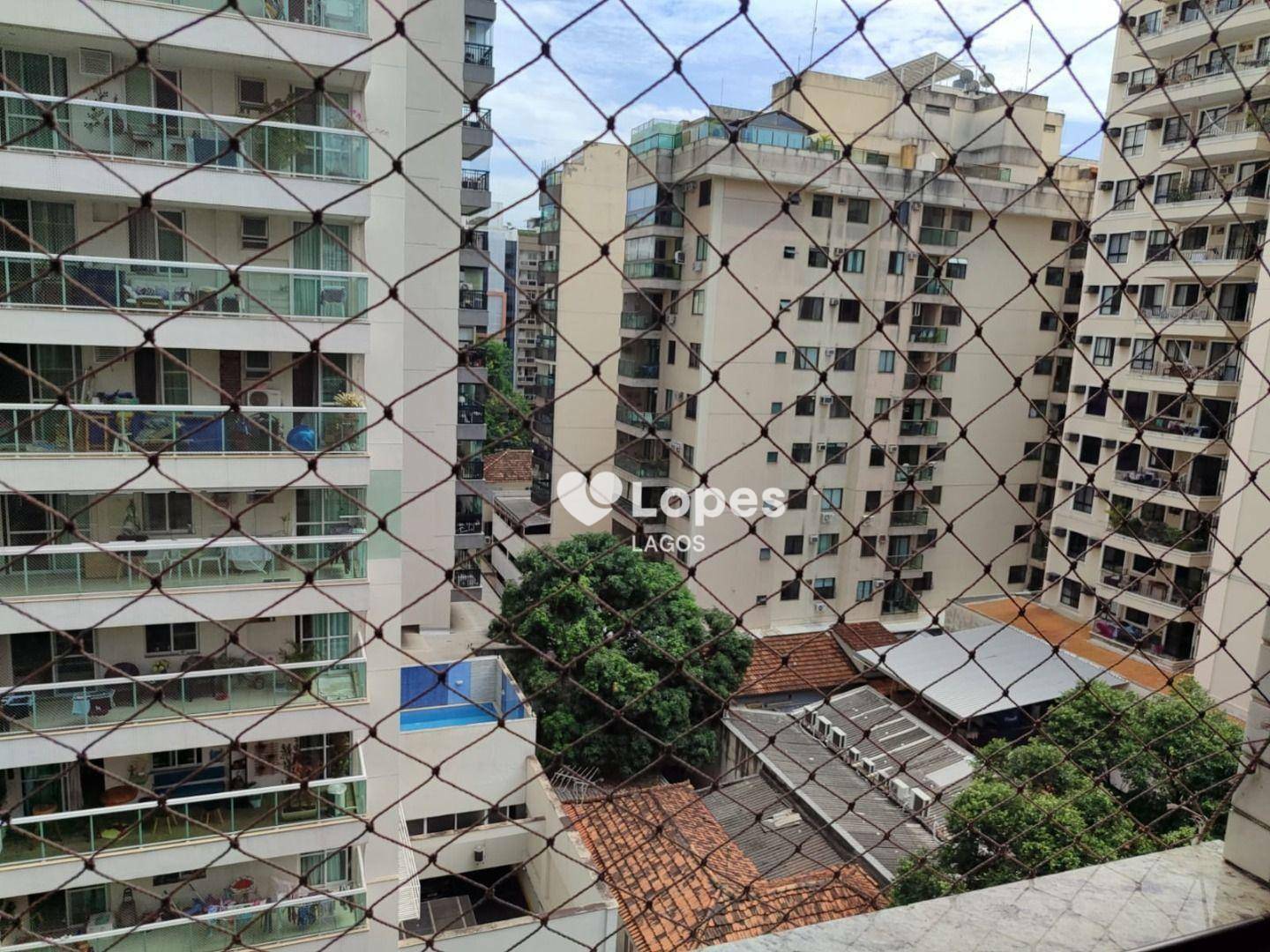 Apartamento à venda com 4 quartos, 156m² - Foto 8