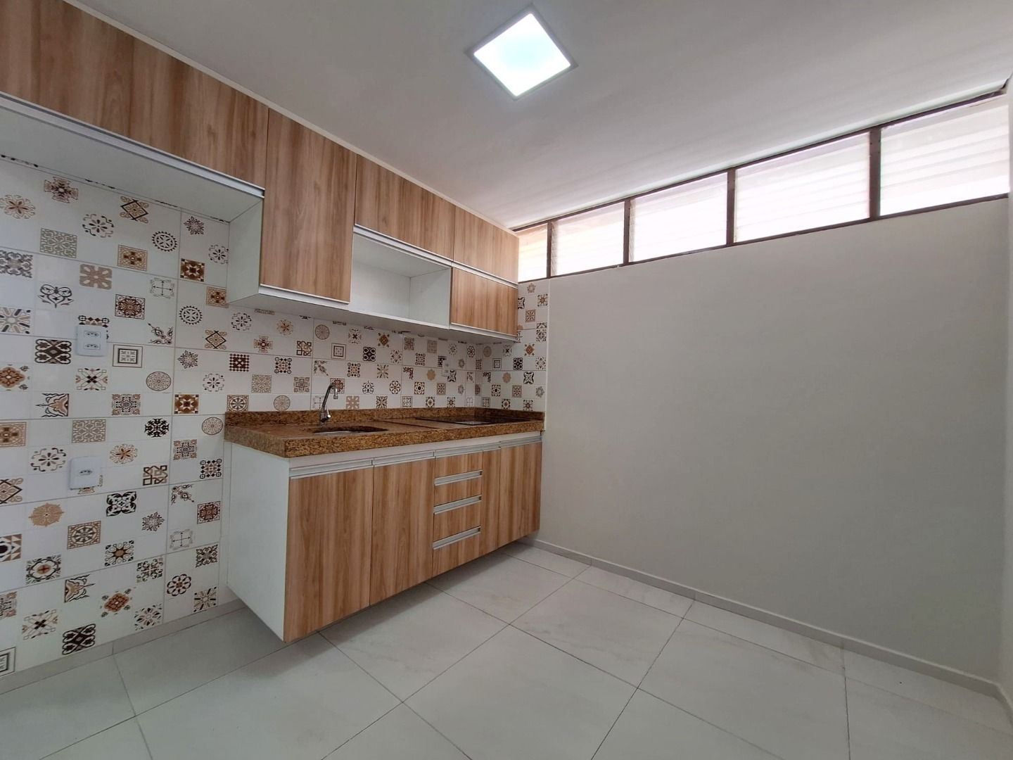 Apartamento para alugar com 2 quartos, 50m² - Foto 7