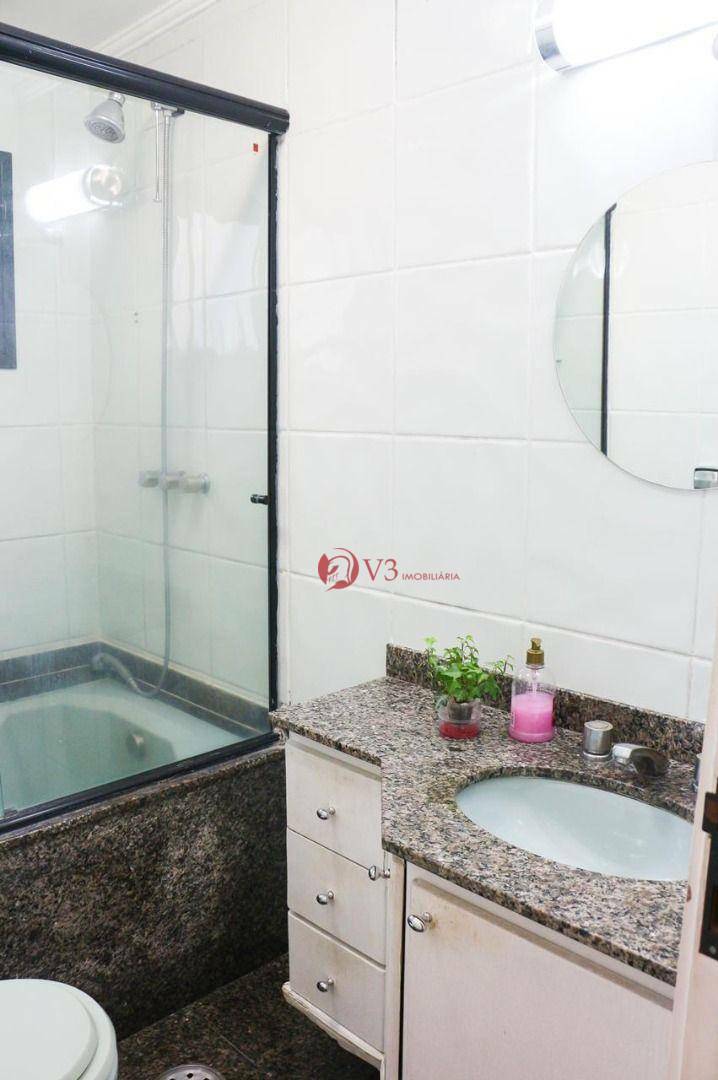 Apartamento à venda com 3 quartos, 137m² - Foto 10