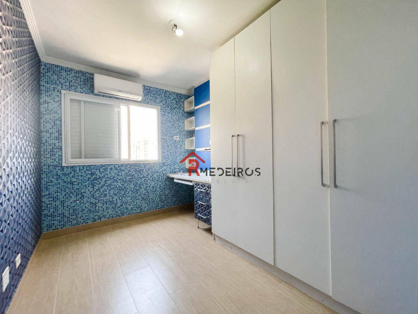 Apartamento à venda com 3 quartos, 120m² - Foto 9