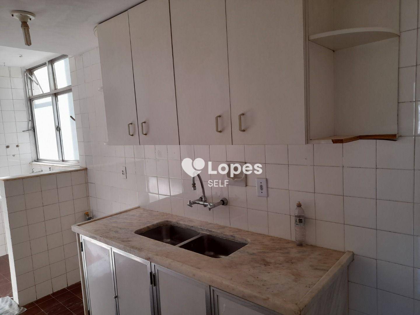 Apartamento à venda com 1 quarto, 60m² - Foto 5