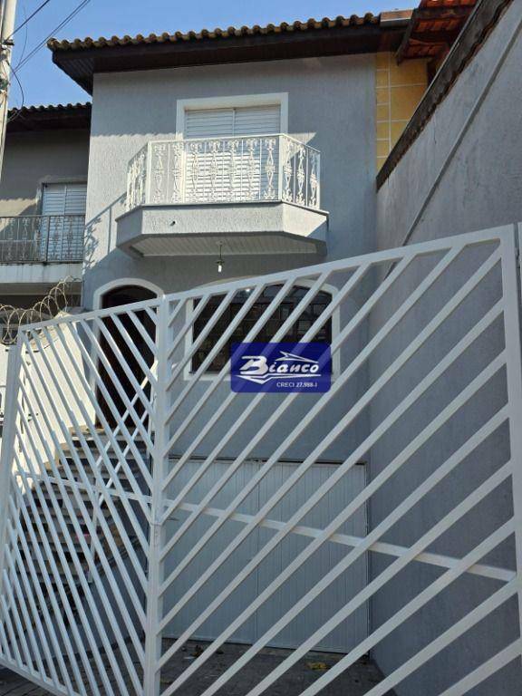 Sobrado à venda com 2 quartos, 174m² - Foto 2