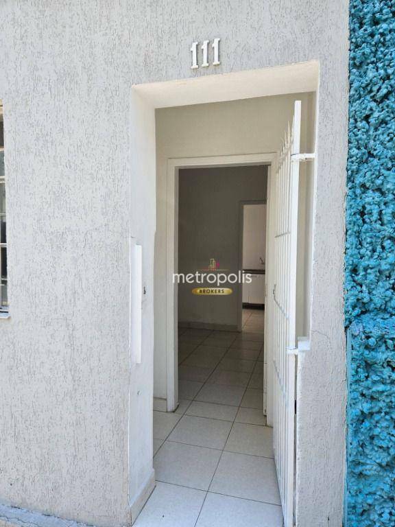 Casa à venda com 2 quartos, 60m² - Foto 2