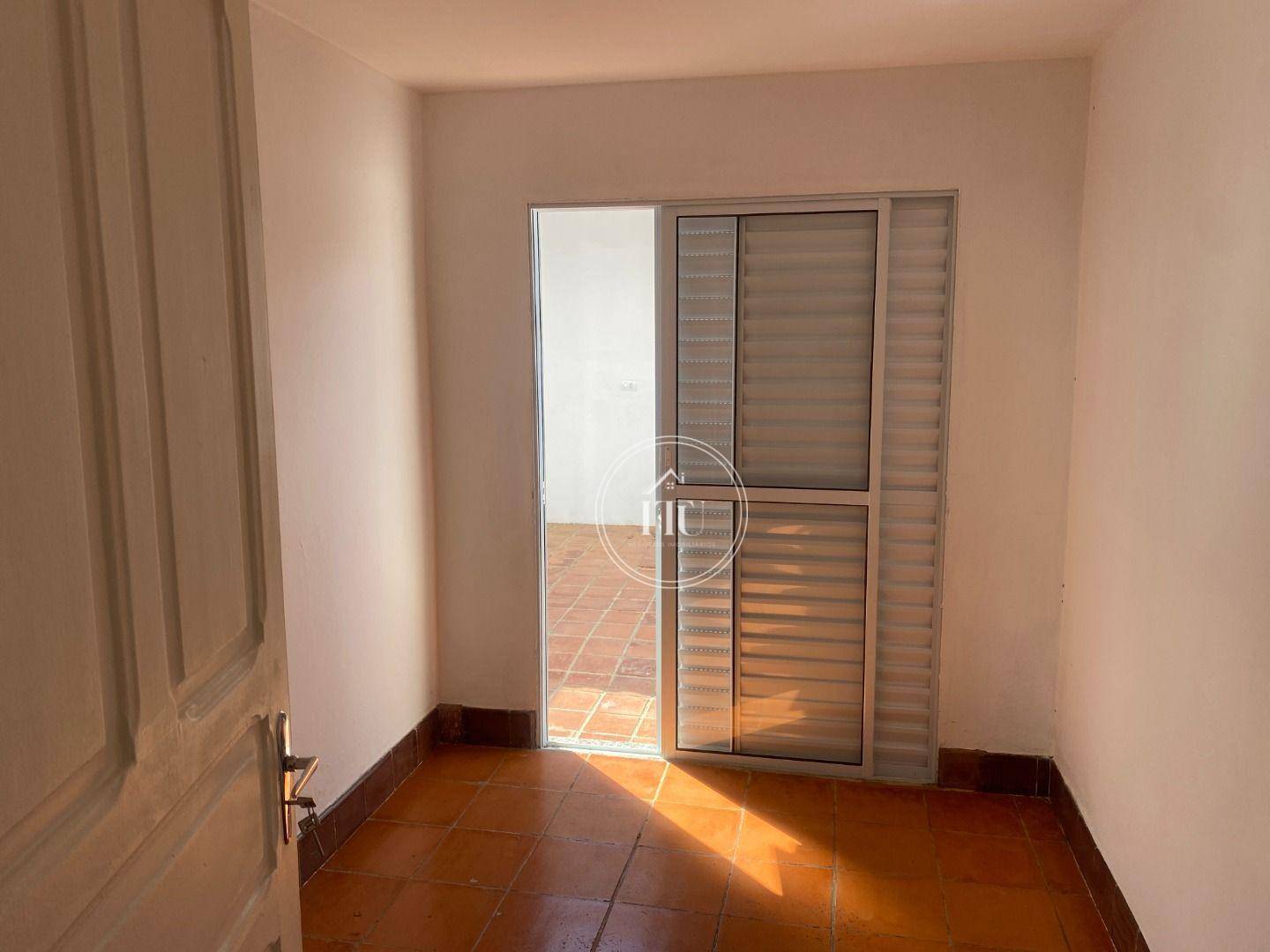 Casa, 2 quartos, 150 m² - Foto 3