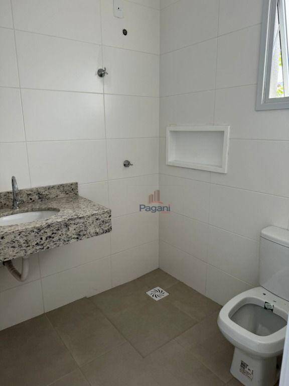 Casa de Condomínio à venda com 2 quartos, 71m² - Foto 4