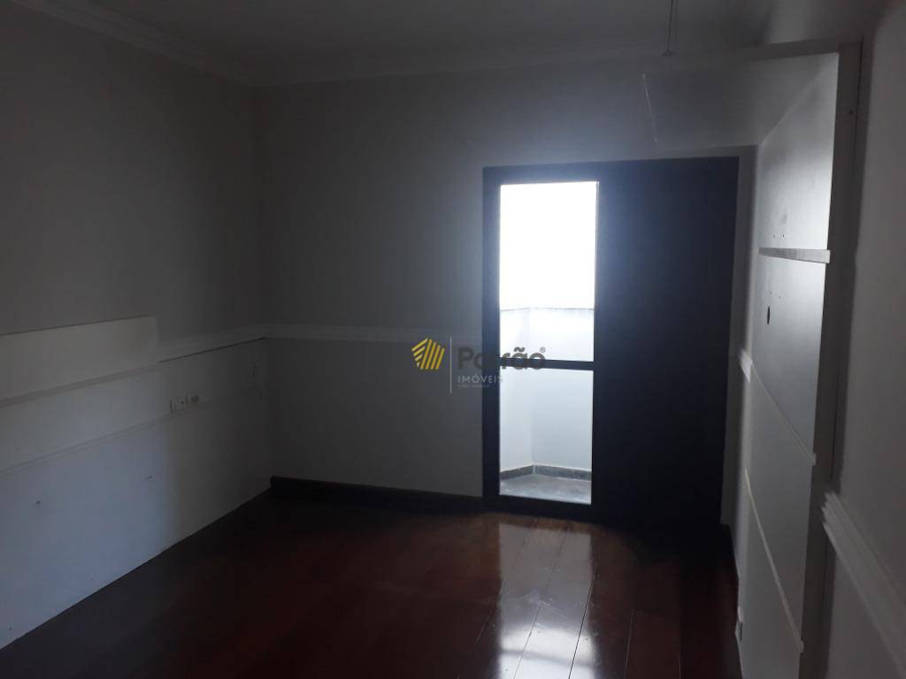 Apartamento à venda com 3 quartos, 153m² - Foto 22