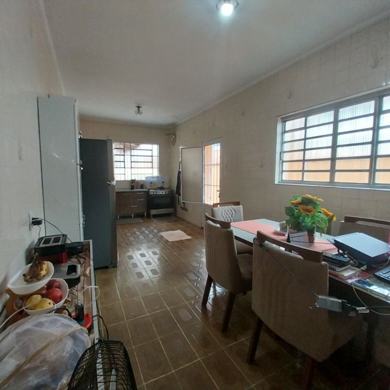 Sobrado à venda com 3 quartos, 220m² - Foto 24